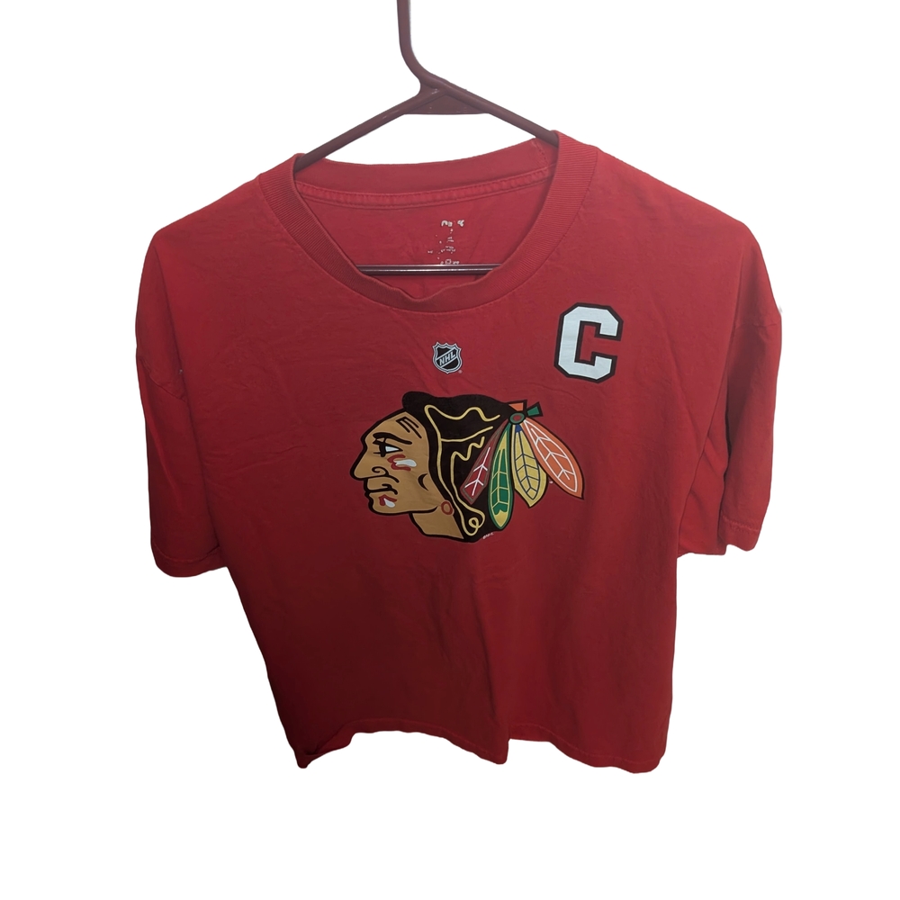 Men's Red Chicago Blackhawks Jonathan Toews Player T-shirt